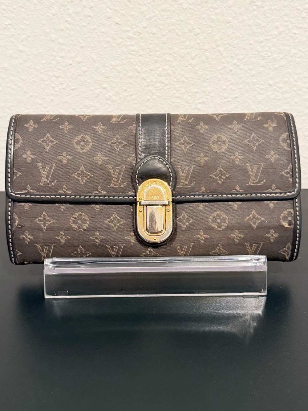 🤎 Louis Vuitton Monogram Idylle Sarah Canvas Clutch Long Wallet in Fusain